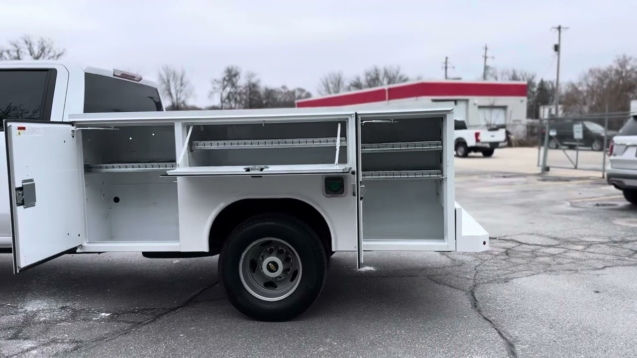 Used 2023 Chevrolet 3500HD For Sale in West Allis, WI 5030034439