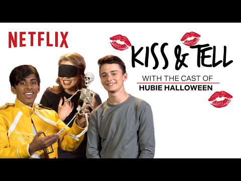Noah Schnapp, Paris Berelc & Karan Brar Play Kiss & Tell | Hubie Halloween | Netflix