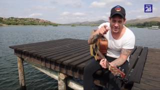 Gavin Edwards sing lusmaker vanaf nuwe album