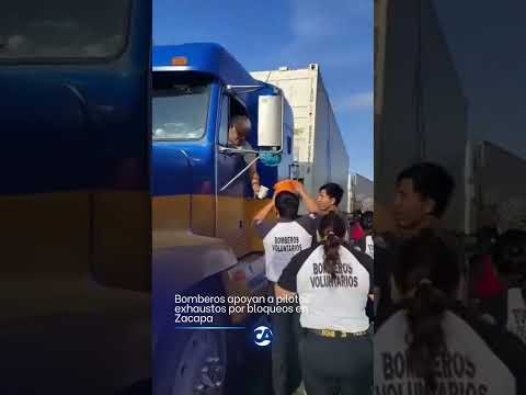 Solidaridad de bomberos con pilotos tras 72 horas de bloqueo en ruta