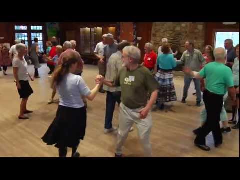 Southern Appalachian squares 6b - Shoo-Fly Swing