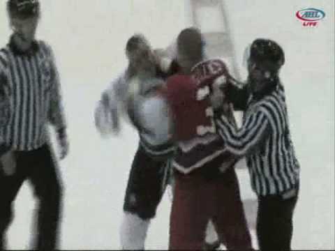 Trevor Gillies vs Hans Benson