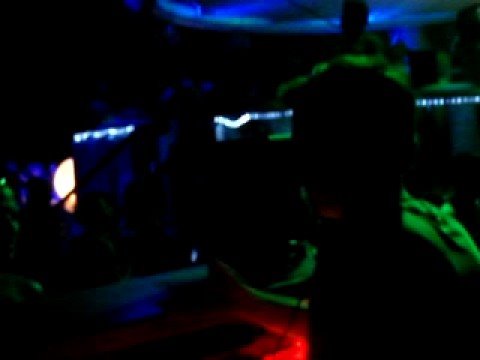 Vas floyd - Kiss the world live at 360