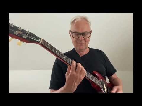 Kinks, Waterloo Sunset (by Ray Davis)solo guitar by Uffe Steen