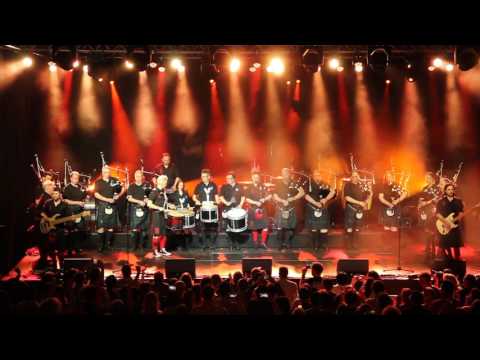The Red Hot Chilli Pipers feat. The Luxembourg Pipe Band - Wake Me Up live at Zeltik 2017