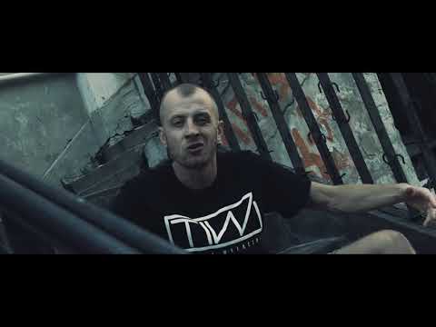 Legalnie NieLegalni   Jest jak jest feat  DoBo, TPS, Wieszak, Dj Gondek prod  Steel Banging