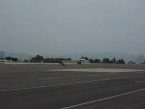 Columbia 350 Landing at Santa Monica KSMO