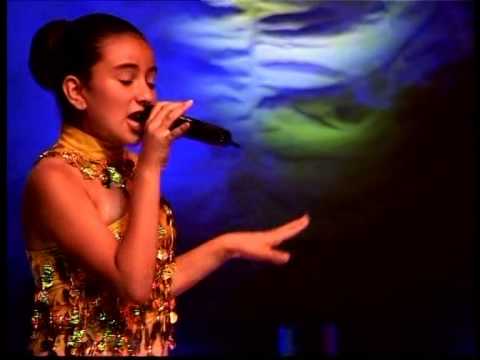 14. Britney Spiteri - Oh eh oh (Malta)