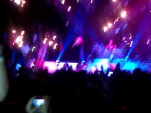 example natural disaster feat.laidback luke