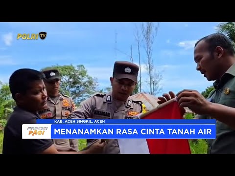 POLSEK SINGKIL UTARA BAGIKAN BENDERA MERAH PUTIH DOOR TO DOOR
