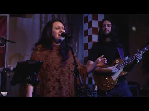 Music City Toppers - "I Got The Feelin" - Live at Acme Feed & Seed