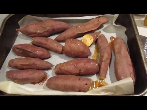 Cooking Sweet Potatoes in The Oven - Easy and Super...