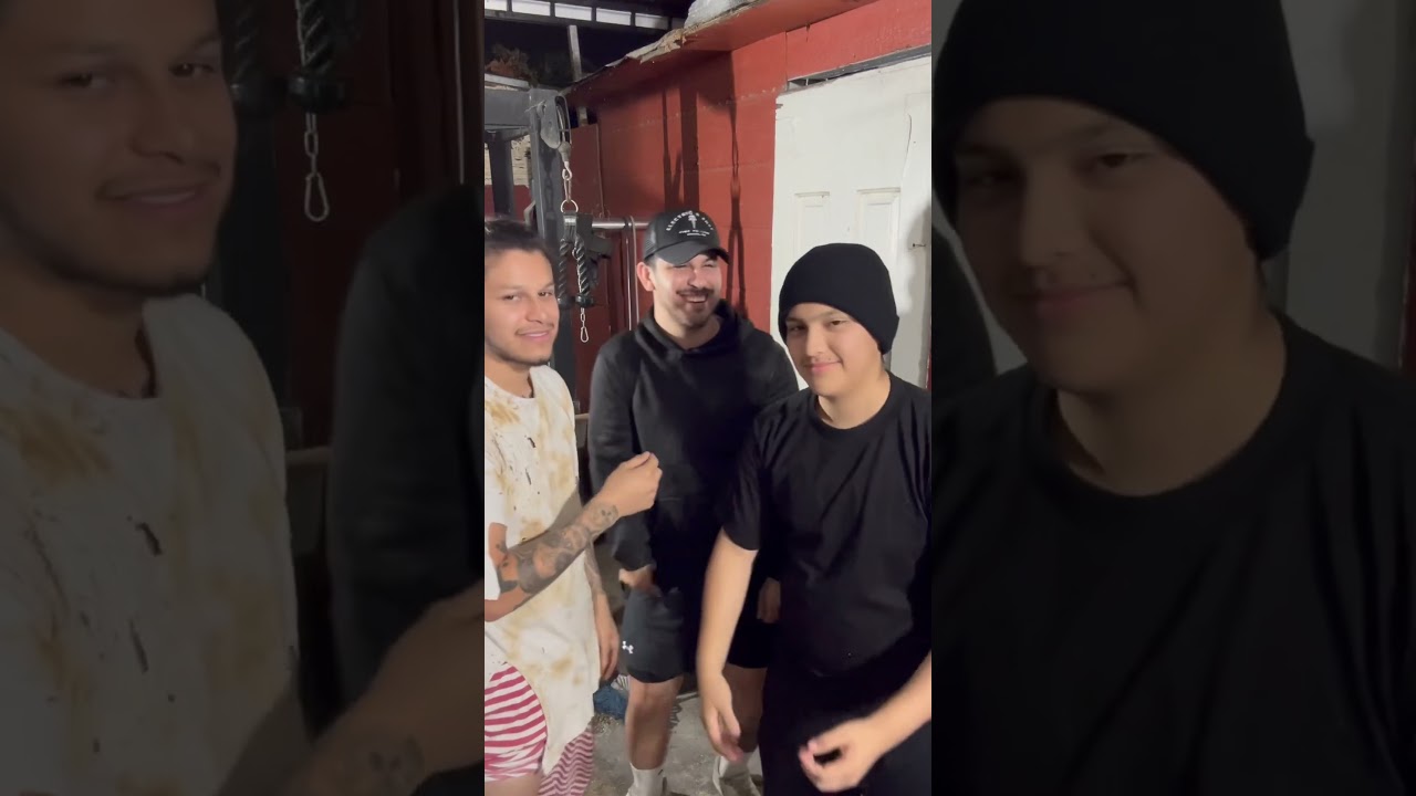 What did he say at the end ? 😂😂