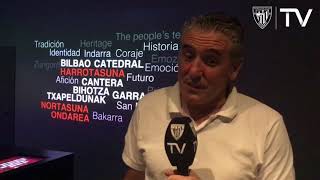 El equipo femenino visita el museo Athletic
