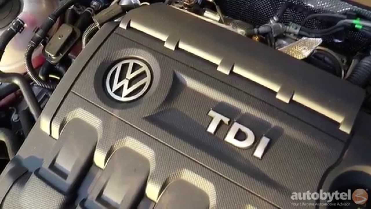2015 Volkswagen Golf TDI (Diesel) Test Drive Video Review