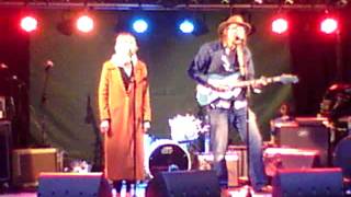 Christian &amp; Karla-Therese Kjellvander - The Valley  (live Idelund)