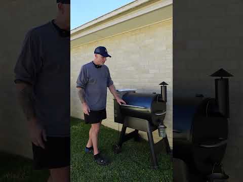 5 Tips For Pellet Smoking Beginners #traegergrills #traegerproseries22