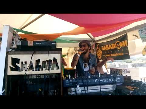 Bababoom festival 2018 beach yard ! Freddie stork prod meets jahwine & sista Gaia at mic