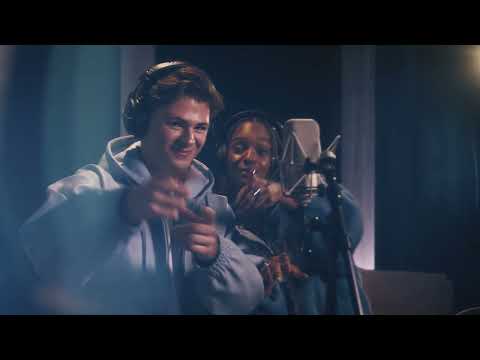 Matheu, Zoë Livay -  Iedereen is van de Wereld (Titelsong Van De Film 'Iedereen is van de Wereld')