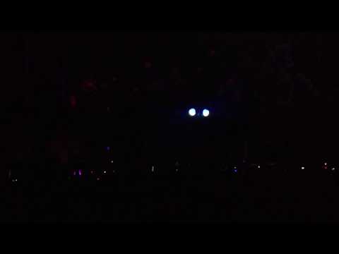 Eric Prydz - Now Hit Me With Those Laser Beams vs On/Off