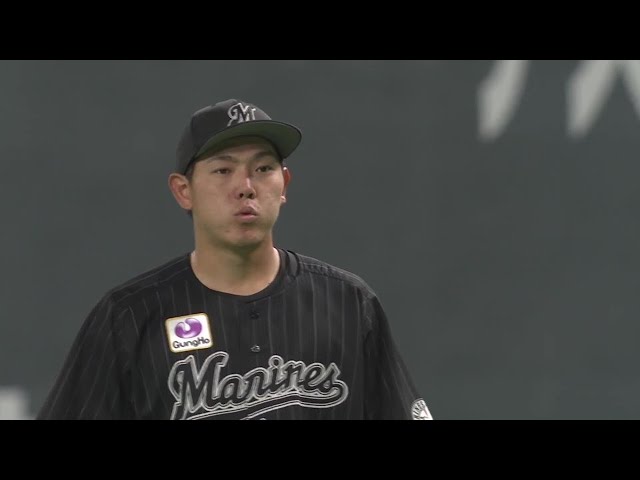 【6回裏】見事な打球反応!! マリーンズ・安田尚憲がライナー性の鋭い打球を好捕!! 2022年4月5日 北海道日本ハムファイターズ 対 千葉ロッテマリーンズ