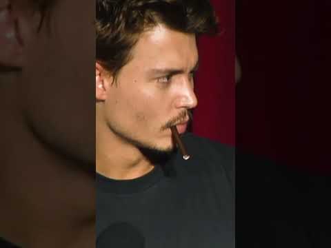 Johnny Depp Rolling his CHOCOLATE CIGARETTE in Cannes Press Conference...     #shorts