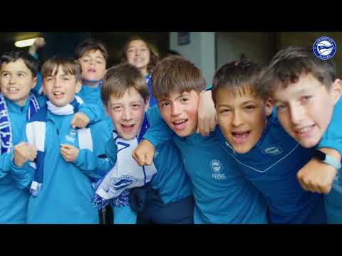 ¡Un día inolvidable para la Escuela de Fútbol! | Deportivo Alavés