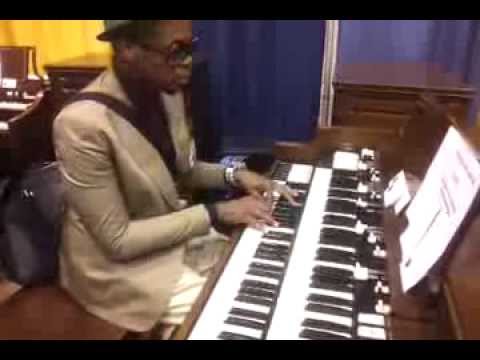 Michael Bereal @ COGIC HC2013