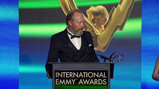 Ларс Миккельсен на премии Эмми 2018