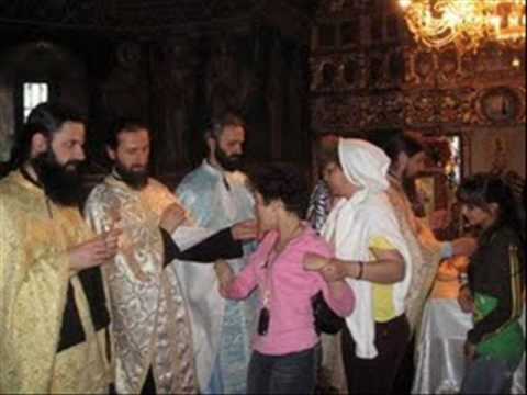 SF.LITURGHIE - SF. MANASTIRE CRASNA- partea I-a.wmv