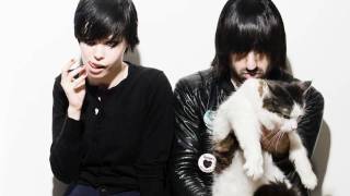 Crystal Castles - Doe Deer