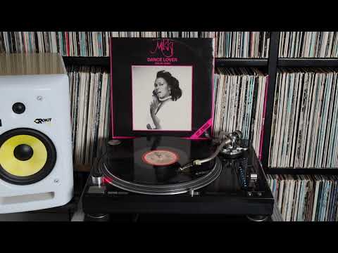 Mikki featuring Starz - Dance Lover (Original) (1985)