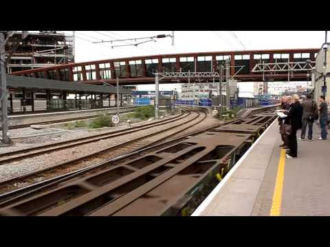70001 works 4M93 through Stratford [HD]