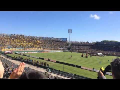Recibimiento Peñarol vs Juventud. Final torneo apertura 2015