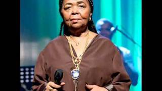 Cesaria Evora - Miss Perfumado (4 Hero Remix)