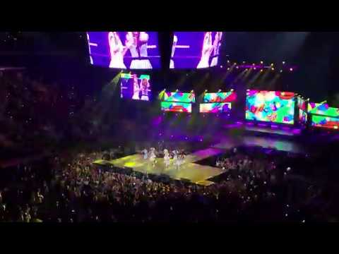 [KCON NY 2019] DKDK & Love Bomb - fromis_9 Fancam 2019.07.07