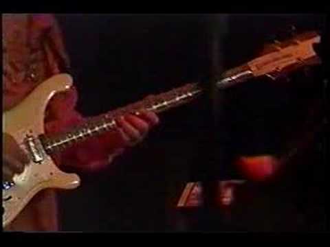 Yes In Camden '02 - "Heart Of The Sunrise" (Part 1)