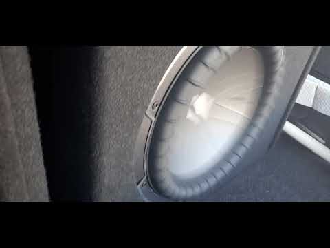Kicker 46CXA8001 Amp  and Front diffuser