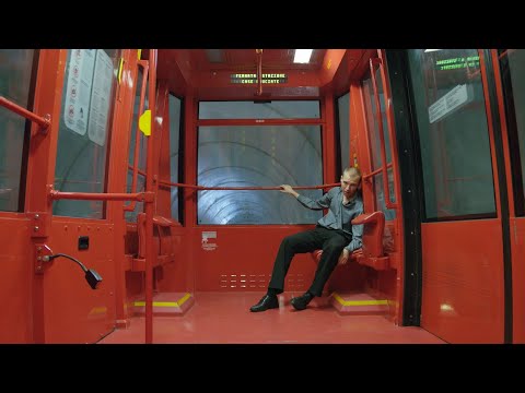 Luis Ake - Bitte Lass Mich Frei (Official Video)