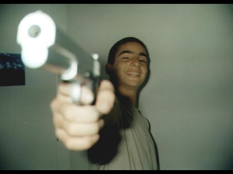 Λάθος Εντύπωση - Το Κωλόπαιδο