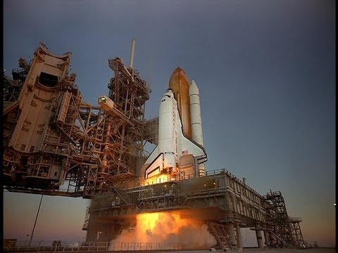 IMAX Space Station: Space shuttle liftoff