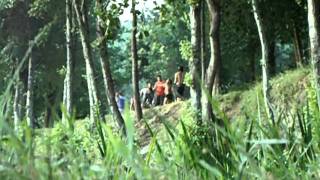 preview picture of video 'Pequenos desacatos na barragem da Queimadela em Fafe'