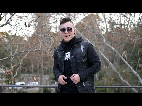 Vincenzo D'Alessi - E' festa (Ufficiale 2020)