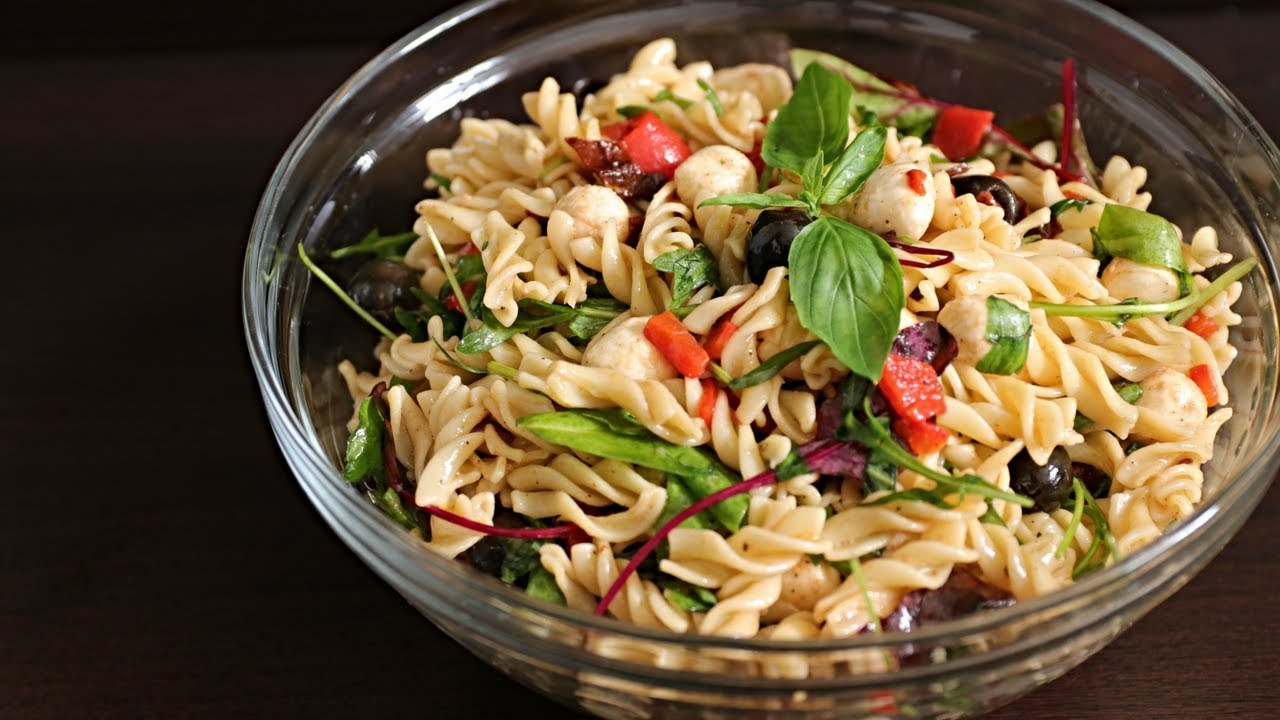 Quick and Easy Pasta Salad Recipe - The Cooking Foodie