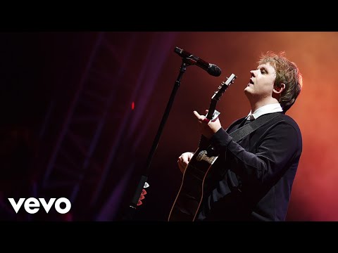 Lewis Capaldi - Bruises in the Live Lounge
Lewis Capaldi - Bruises in the Live Lounge