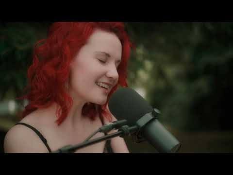 Sarah Straub - Schokoeis mit Sahne | Live-Session