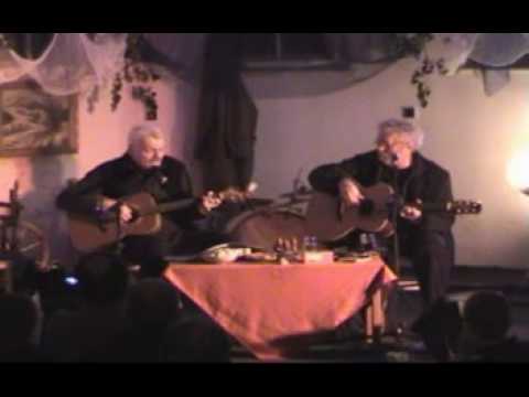 PALEČEK & JANÍK - Klobouk ve křoví
