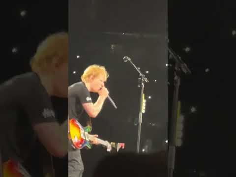 Gillette Stadium Ed Sheeran and John Mayer singing “Thinking Out Loud”