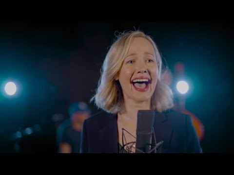 “Come From Away” Cast Perform “Me and the Sky” In Melbourne