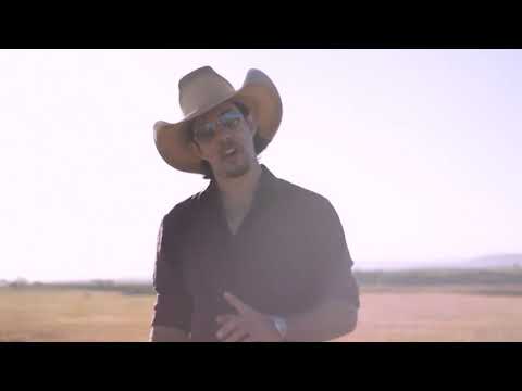 Pedro Sadd  Gustavo  - Velho Barreiro - Clipe Oficial feat. MAESTRINHO